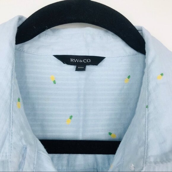 RW&CO long sleeve Cotton button up  pineapple Print blue shirt Women M - Picture 6 of 15
